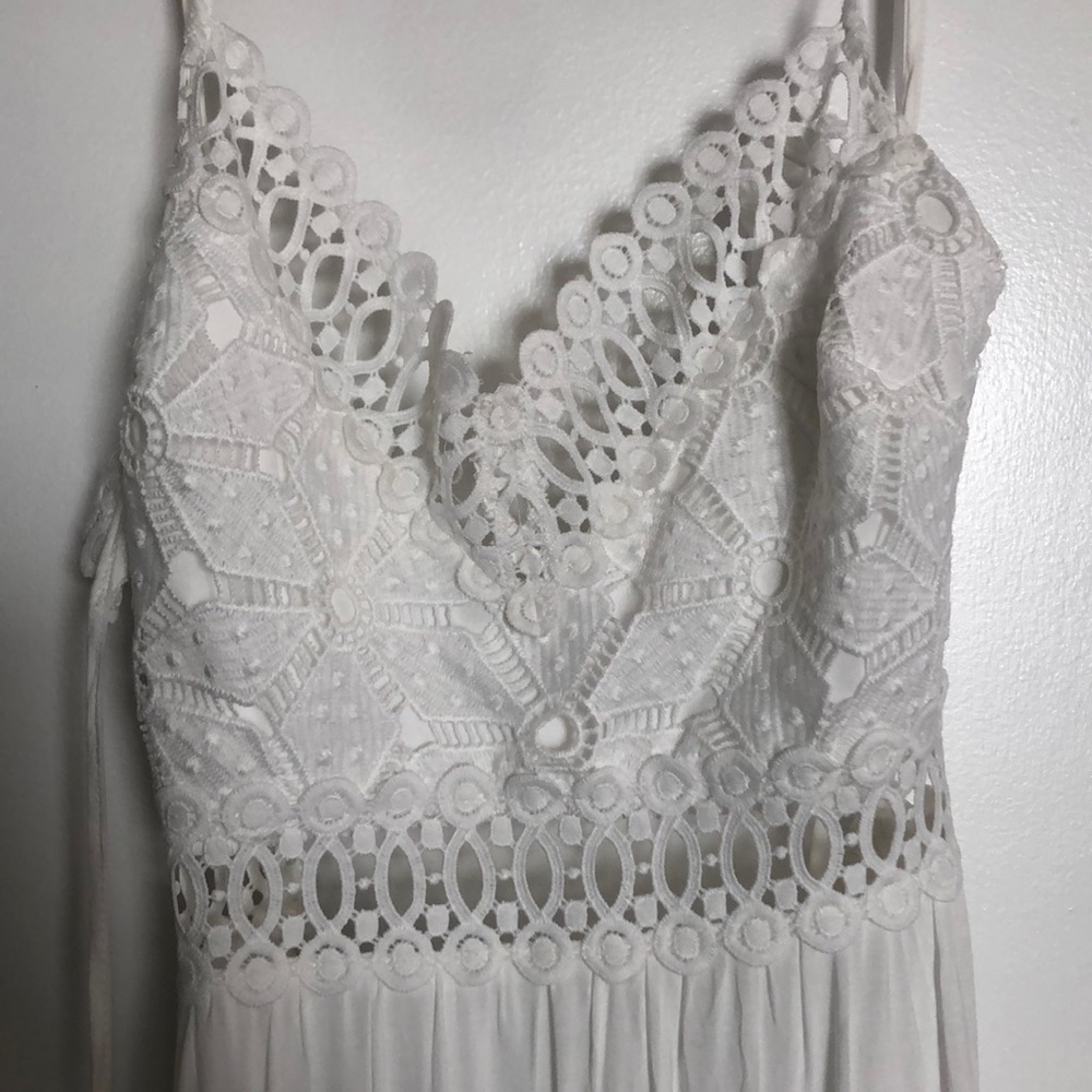 Lulu’s Jamille White Crocheted Lace Backless Maxi